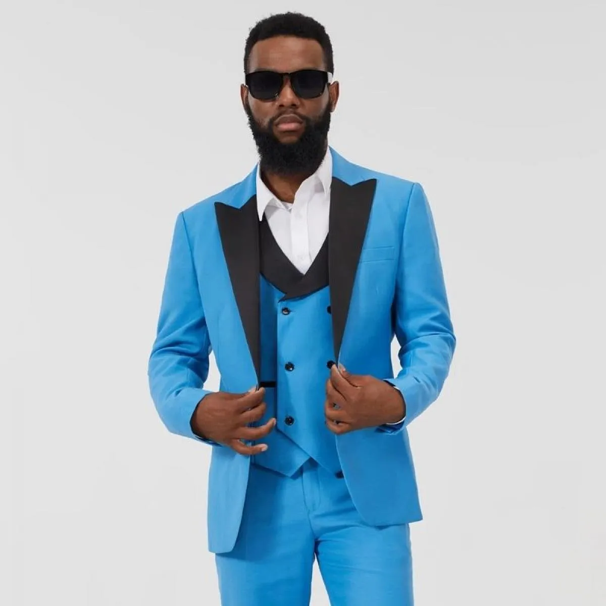 2023 Abiti da uomo Nero Punta risvolto Colletto a punta Casual Slim Fit Groomsmen Smoking da sposa 3 pezzi (giacca + gilet + pan