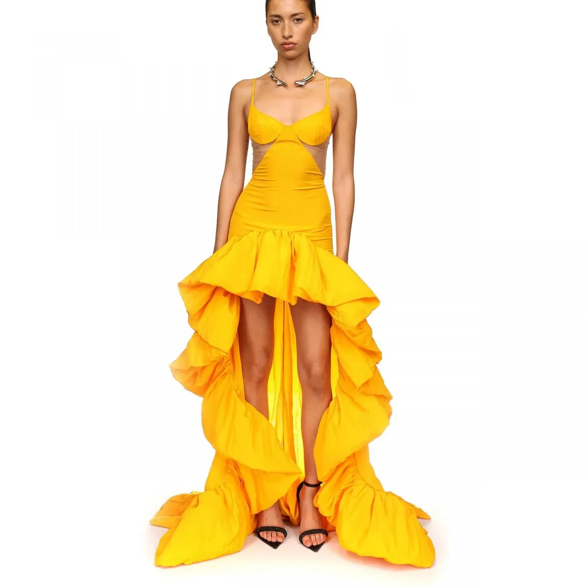 2024 Nuovo abito formale alto basso in taffettà arruffato Oro giallo senza spalline Abiti da festa di gala Evento Abito per occa