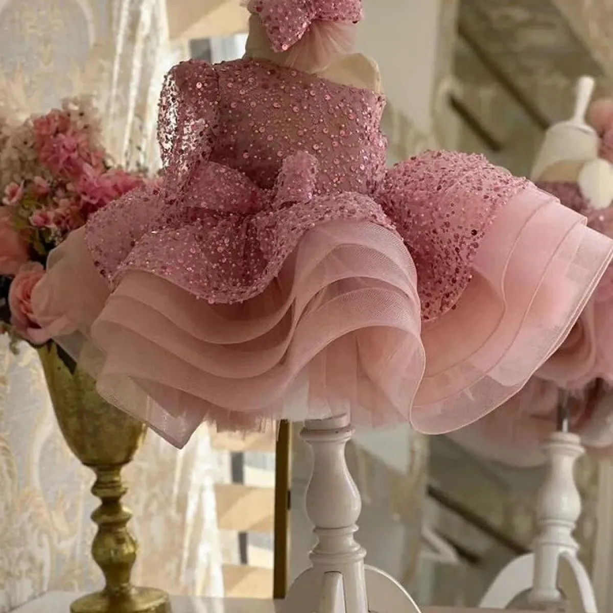 2024 Vestito da festa per il primo anno delle nuove ragazze Elegante vestito da sera di lusso per celebrità Vestito per bambini
