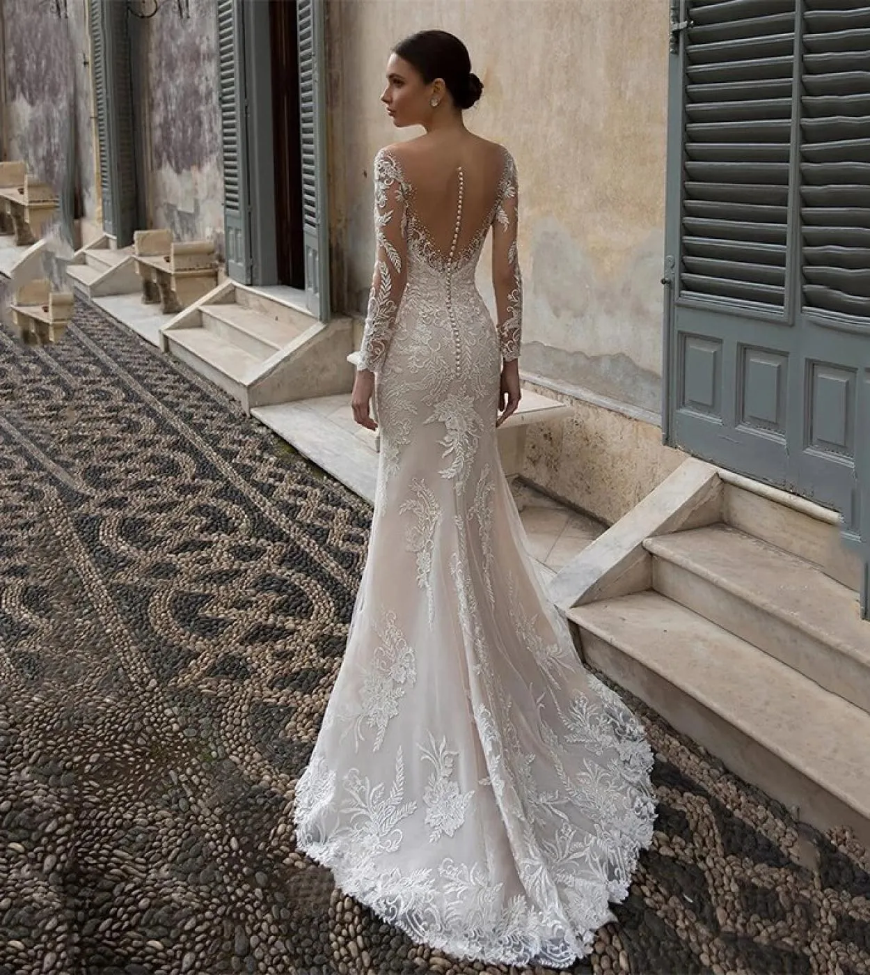 Abito da sposa a sirena in pizzo con scollo a V da donna, abito da sposa a maniche lunghe con applicazioni sul retro, abito da s