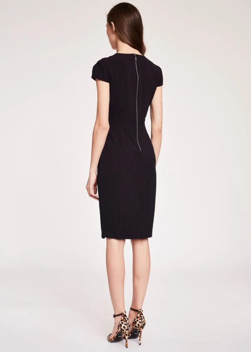 Abito gessato con pizzo