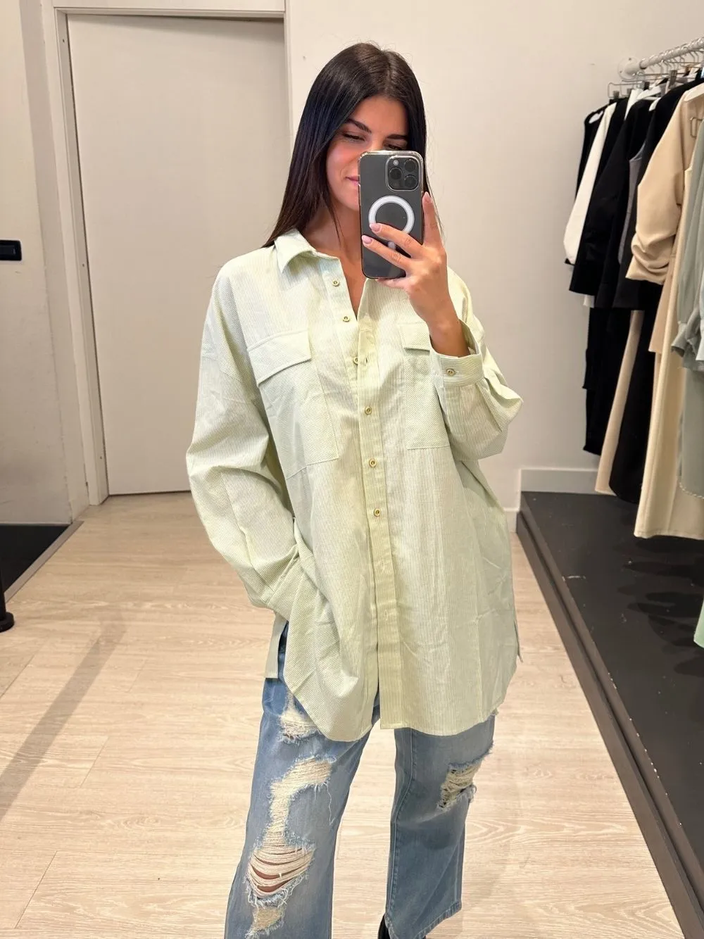 Camicia over lunga tasche righe