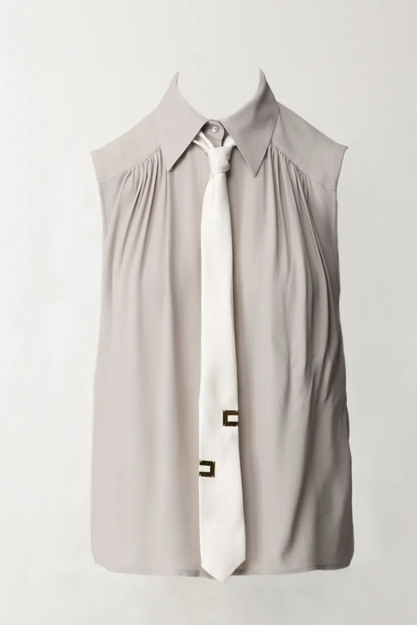 Camicia smanicata con cravatta Perla