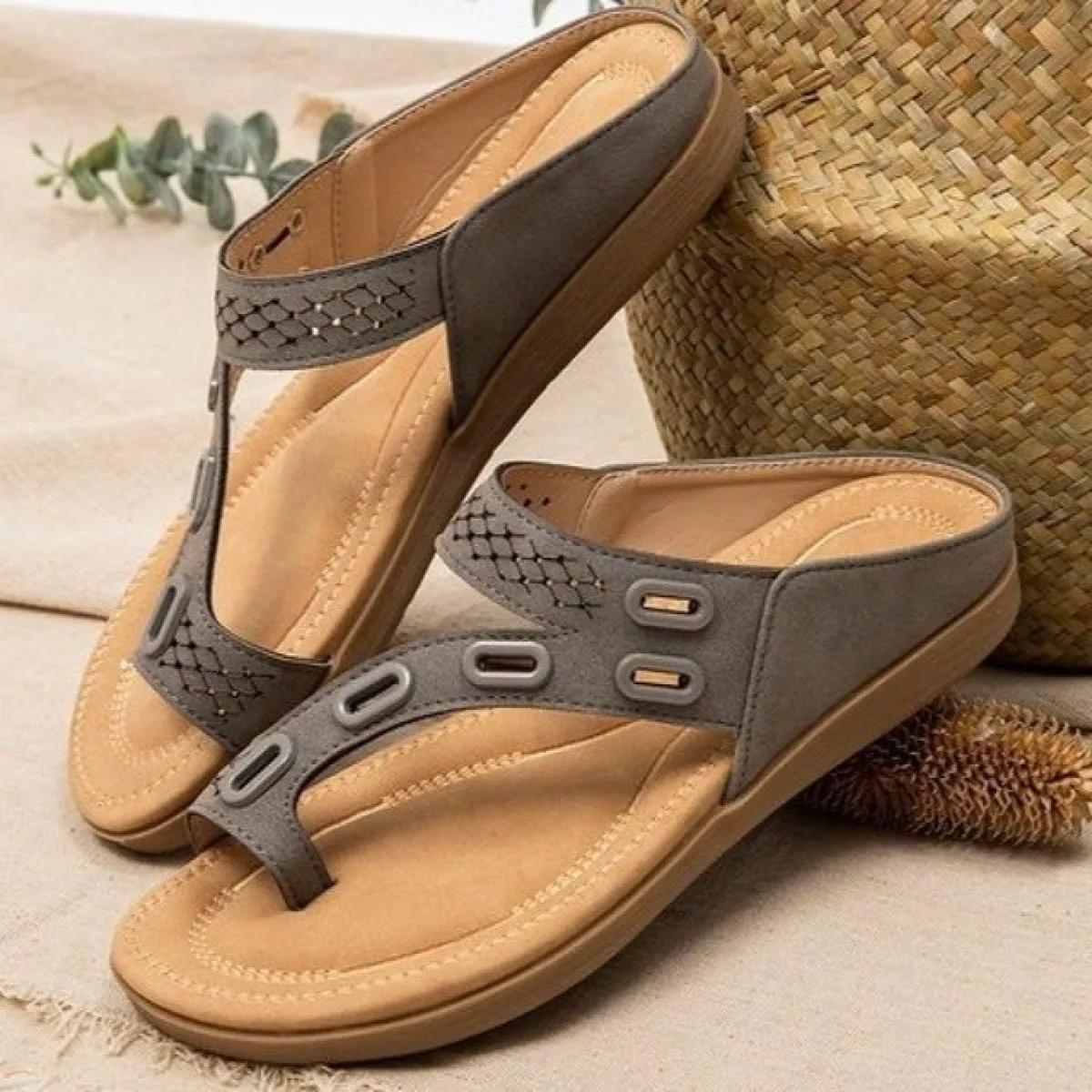 Ciabatte estive Scarpe da donna 2022 Nuove scarpe con plateau alla moda Donna Pantofole infradito da esterno Scarpe casual da do