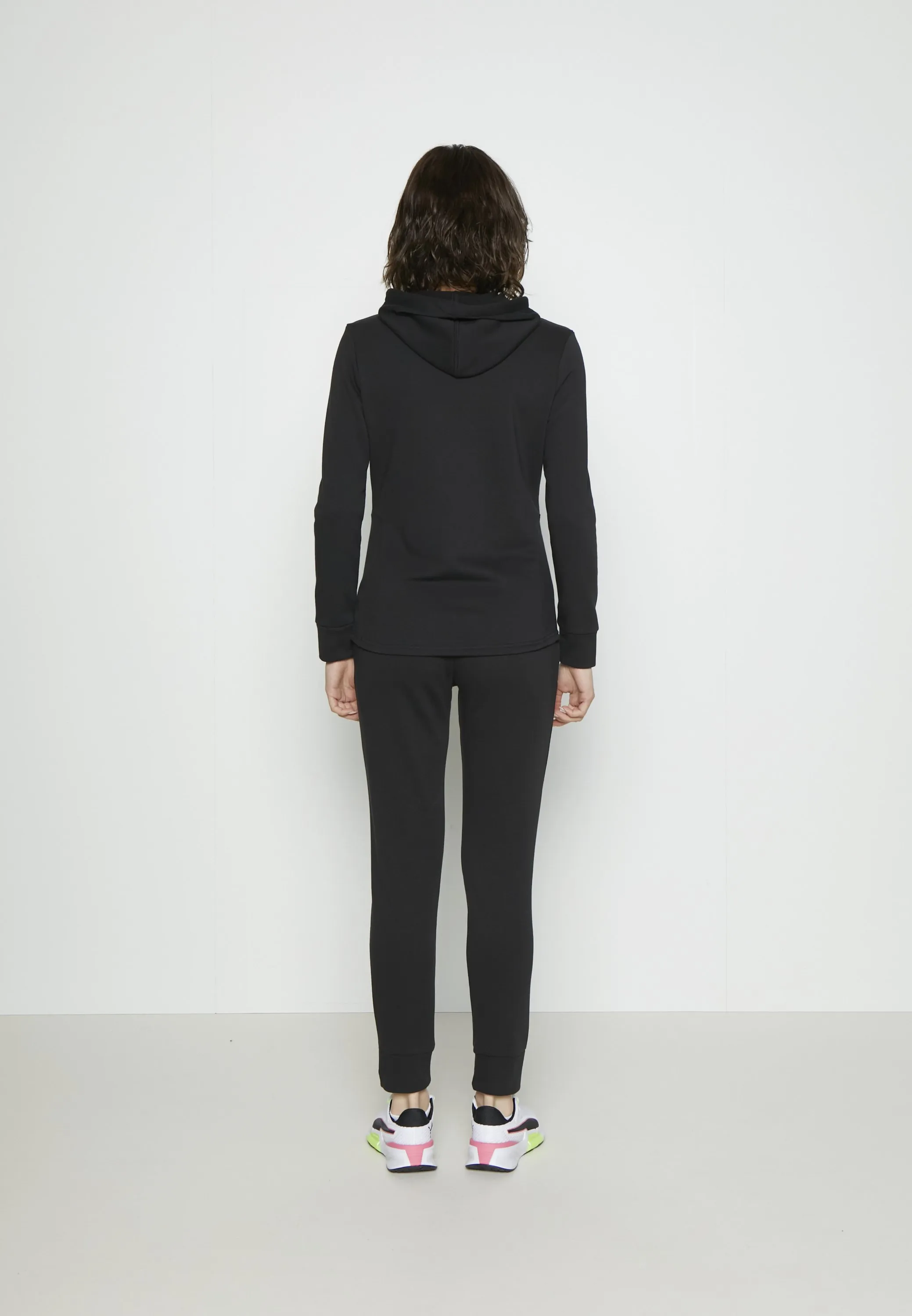 CLASSIC HOODED - Tuta