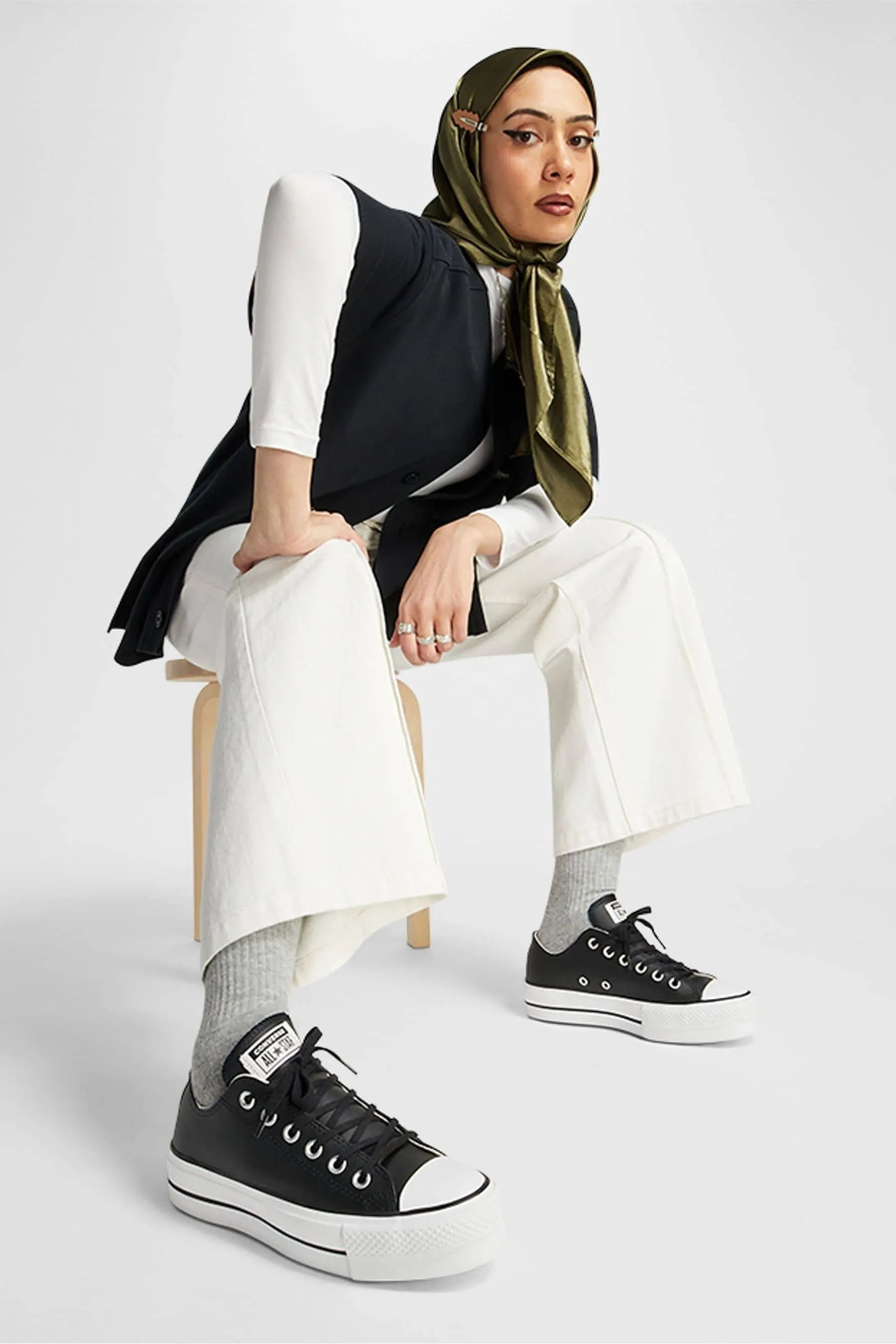 Converse - Chuck Taylor All Star - Scarpe da ginnastica in pelle con plateau rialzato