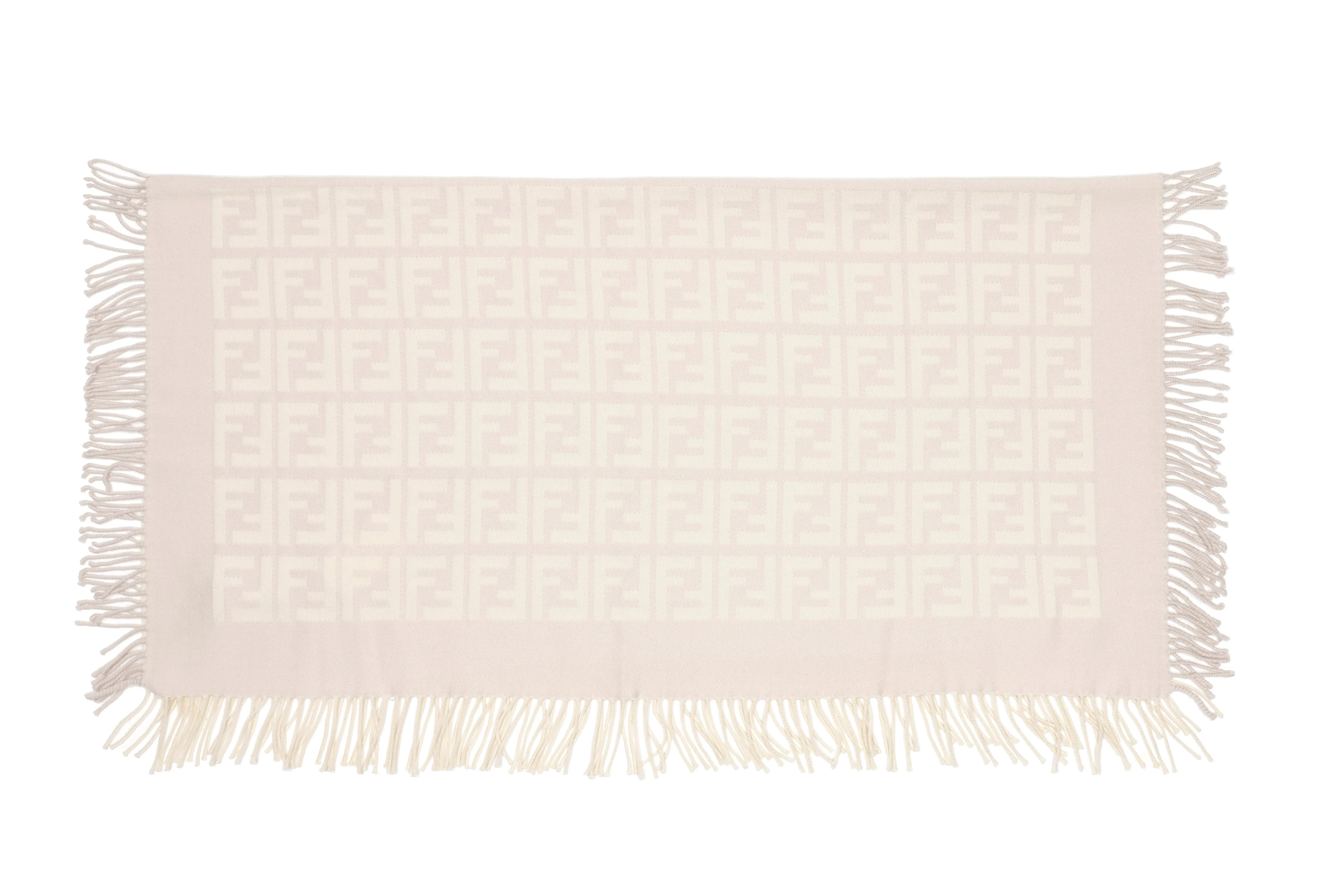 Copertina beige con monogramma