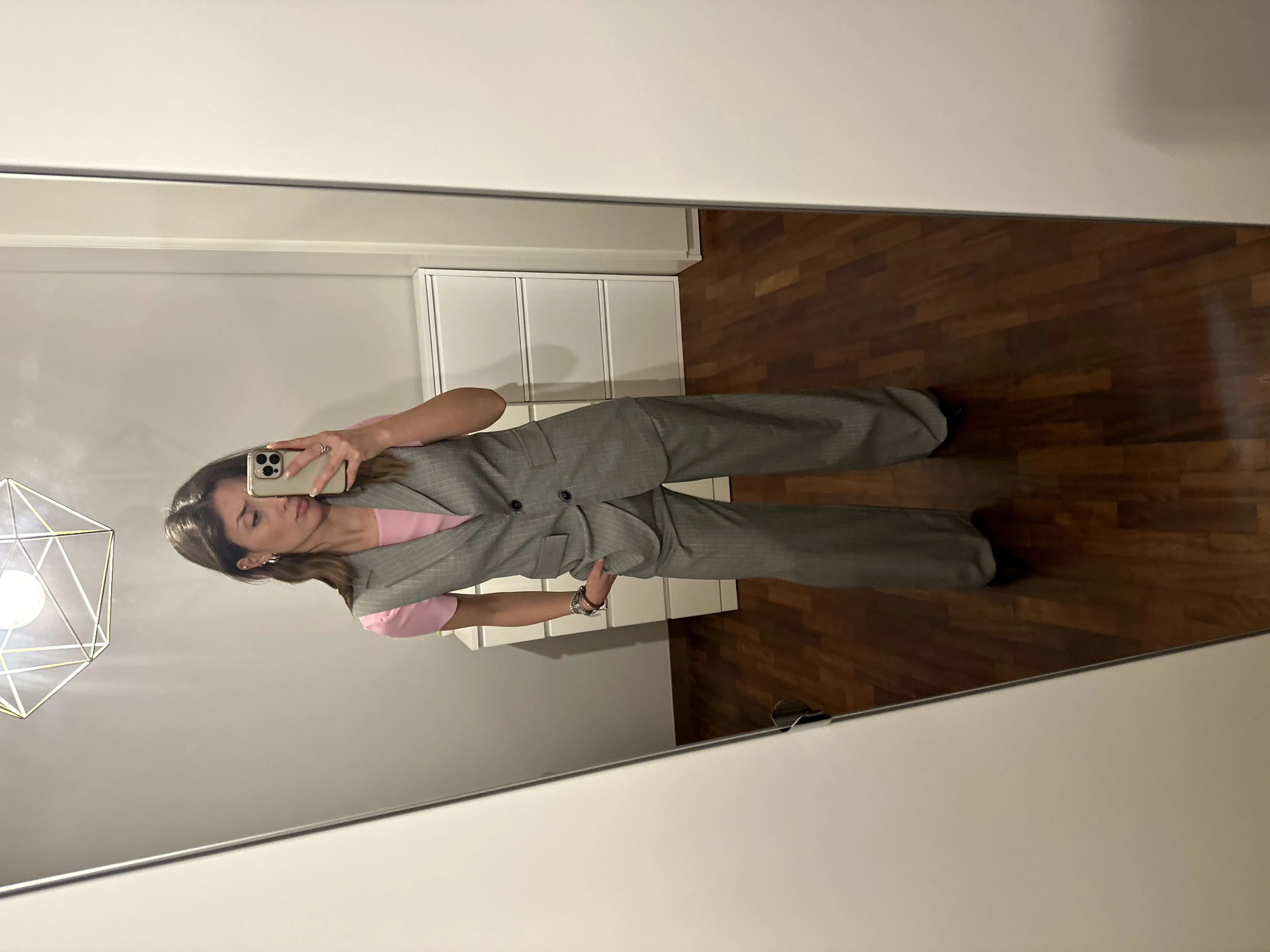 Gilet RINASCIMENTO modello dritto e lungo gessato con chiusura a due bottoni disponibile anche con pantaloni in coordinato