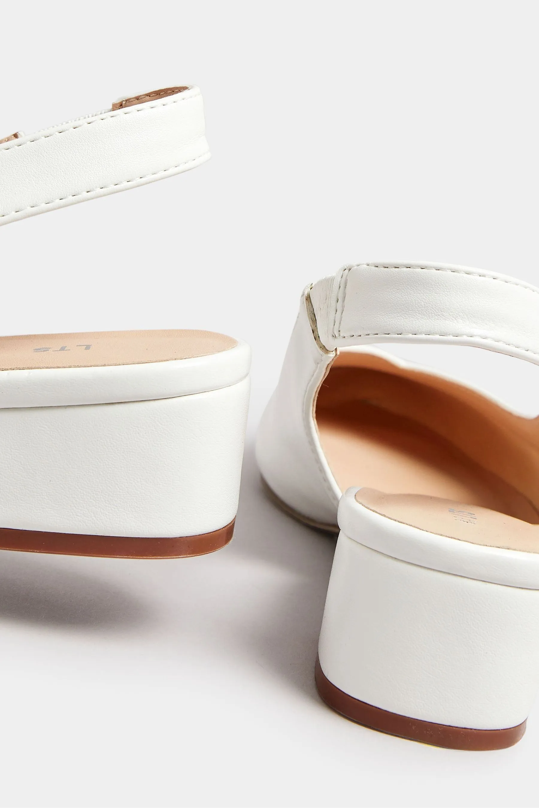 Long Tall Sally - Scarpe a blocchi medi a punta con cinturino posteriore