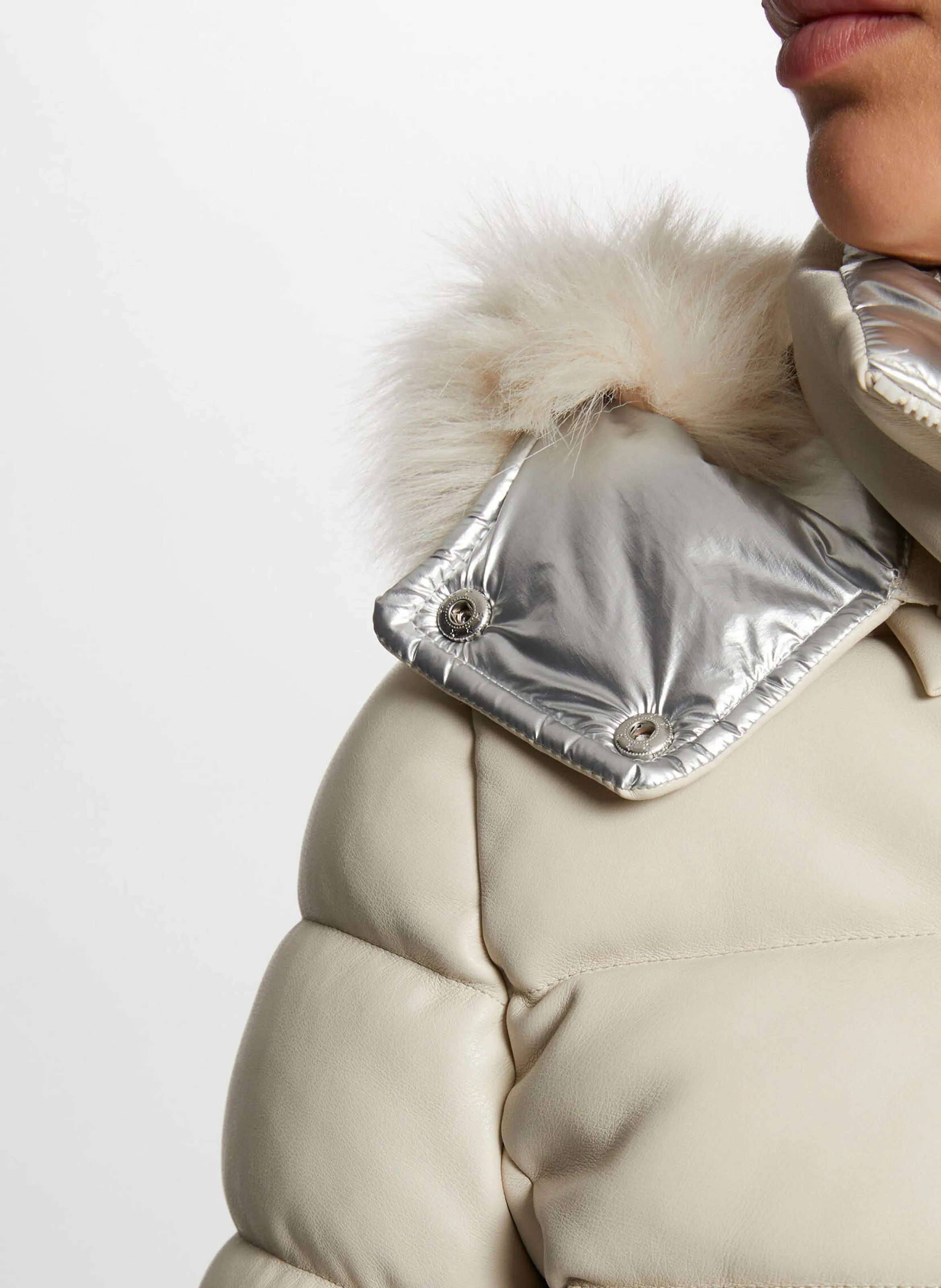  MORGAN   GAMINA - Piumino effetto pelle con cappuccio | Beige