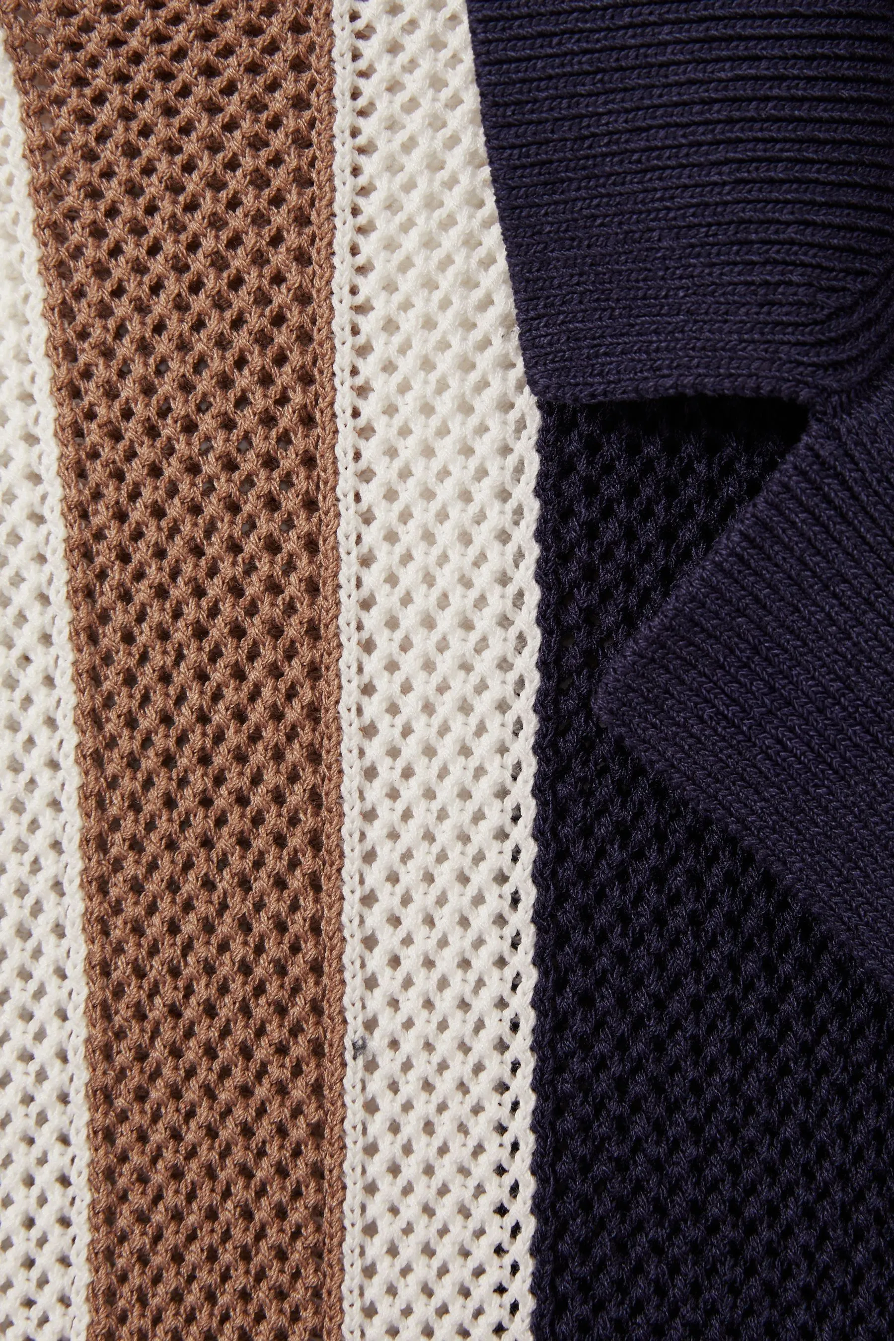 Reiss Danube Ché Knitted Contrast Stripe Cuban Collar Shirt    