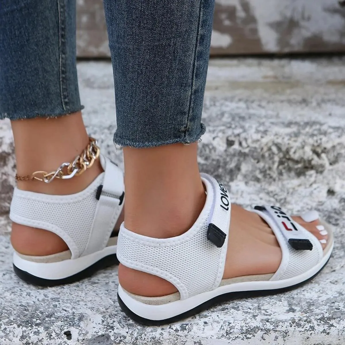 Sandali sportivi Estate Nuovi sandali con plateau rialzati in punta aperta Scarpe da spiaggia da donna Sandali Athleisure