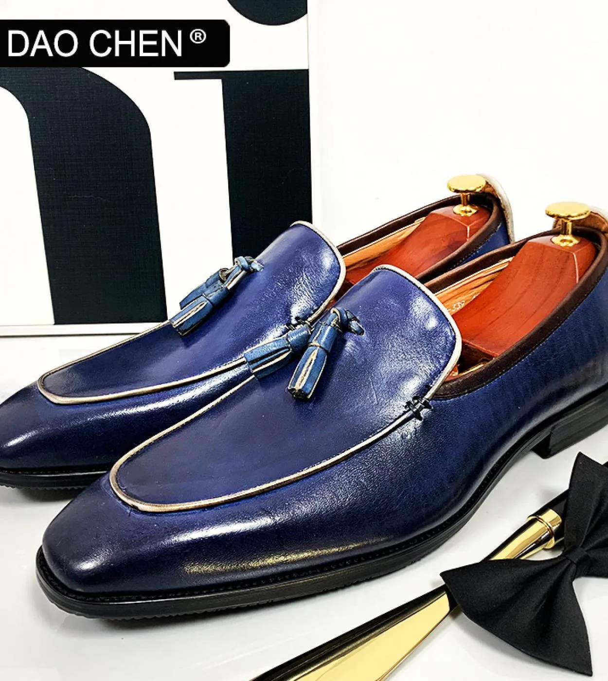 Scarpe da uomo in vera pelle di marca di lusso Mocassini con nappine nere blu Slip on Eleganti scarpe da uomo da uomo Casu da uo