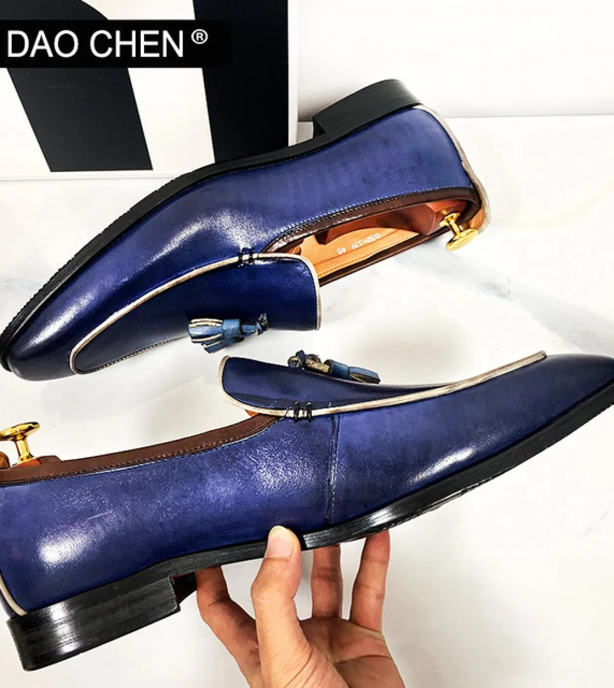 Scarpe da uomo in vera pelle di marca di lusso Mocassini con nappine nere blu Slip on Eleganti scarpe da uomo da uomo Casu da uo