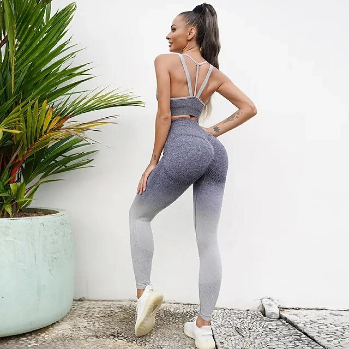 Set di yoga tinti in cravatta senza cuciture Sport Fitness Vita alta Pantaloni di sollevamento dell'anca Pantaloncini + gilet Ab