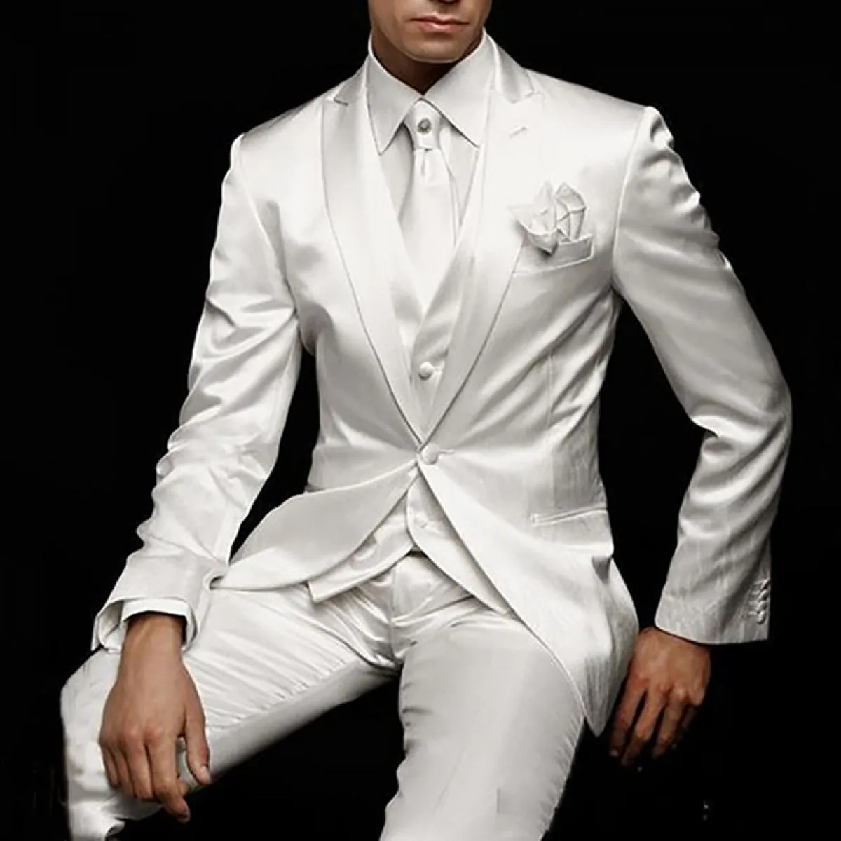Smoking da sposo bianco per matrimonio 3 pezzi in raso slim fit da uomo abiti da ballo moda maschile giacca gilet con pantaloni