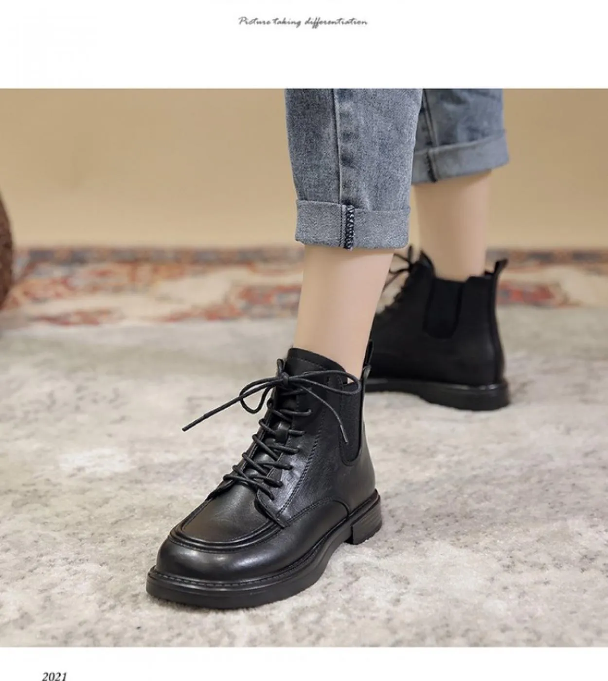 Stivaletti da donna 2022 New Autumn Winter Fashion British Style Pu Stivaletti da donna in pelle con plateau Scarpe con lacci da