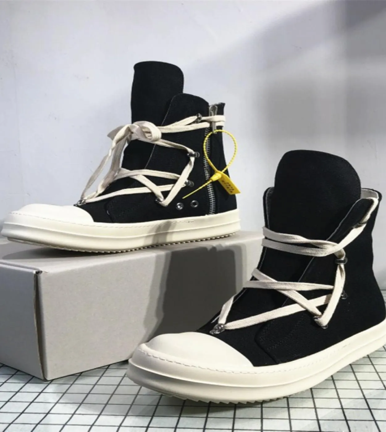 Stivaletti da uomo di grandi dimensioni in tela con cerniera Stivaletti da uomo alla moda Nuove scarpe da ginnastica casual da u