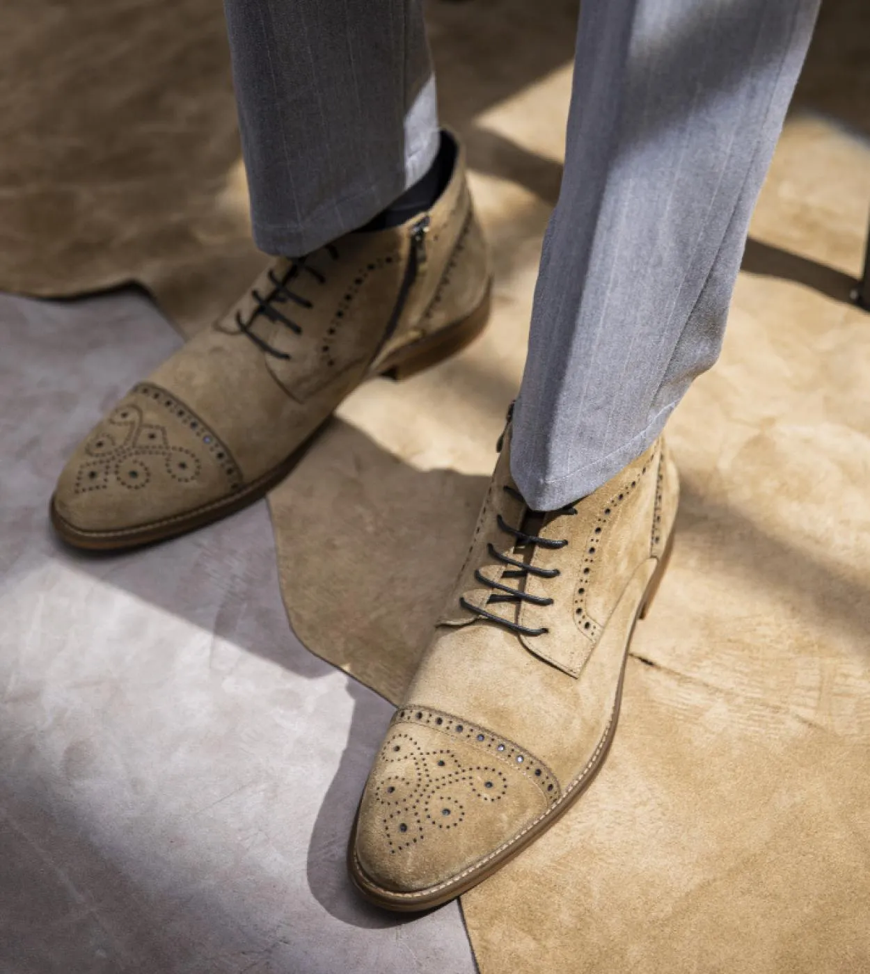 Stivali da uomo in pelle scamosciata di lusso in vera pelle alla caviglia scarpe brogue casual vintage da uomo per uomo 2022 aut