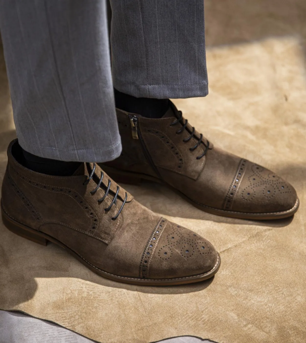 Stivali da uomo in pelle scamosciata di lusso in vera pelle alla caviglia scarpe brogue casual vintage da uomo per uomo 2022 aut
