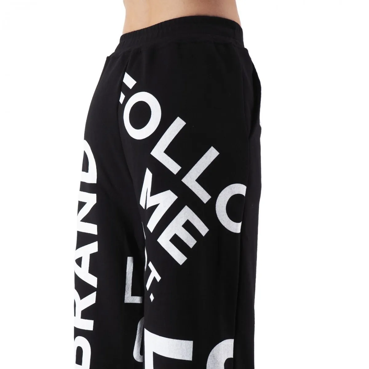 Tuta Pollyhap, Nero