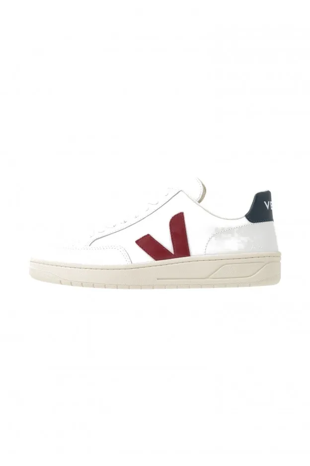 Veja Sneakers V-12