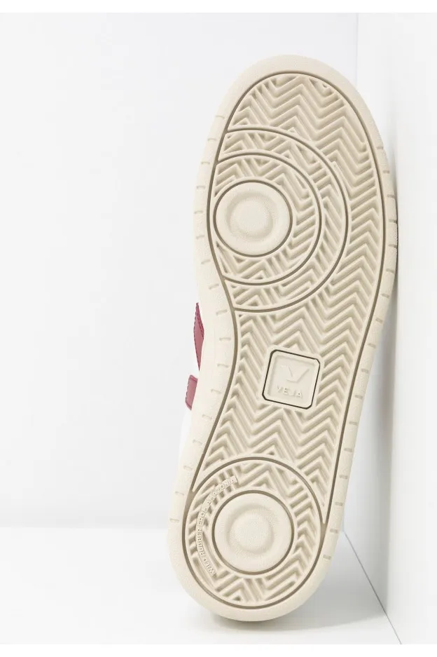 Veja Sneakers V-12