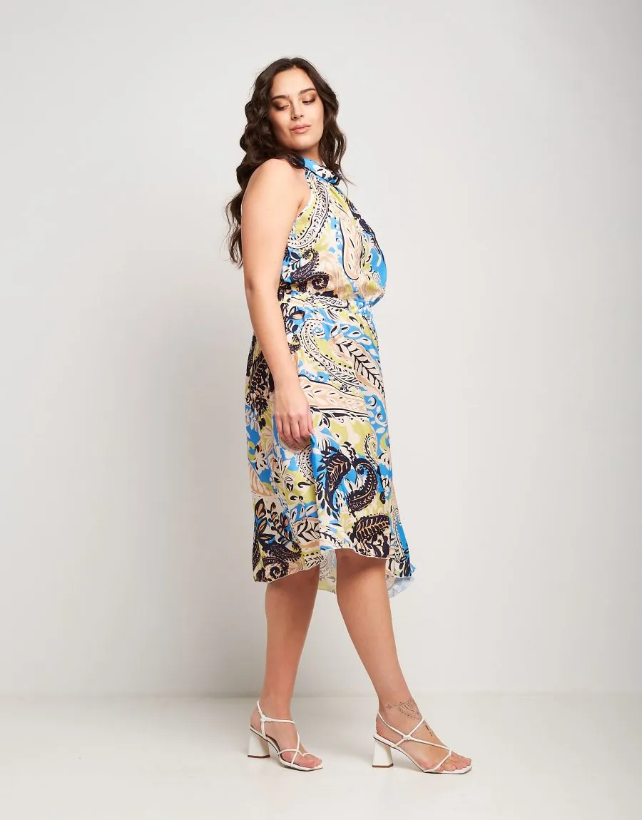 Vestito con scollo all'americana