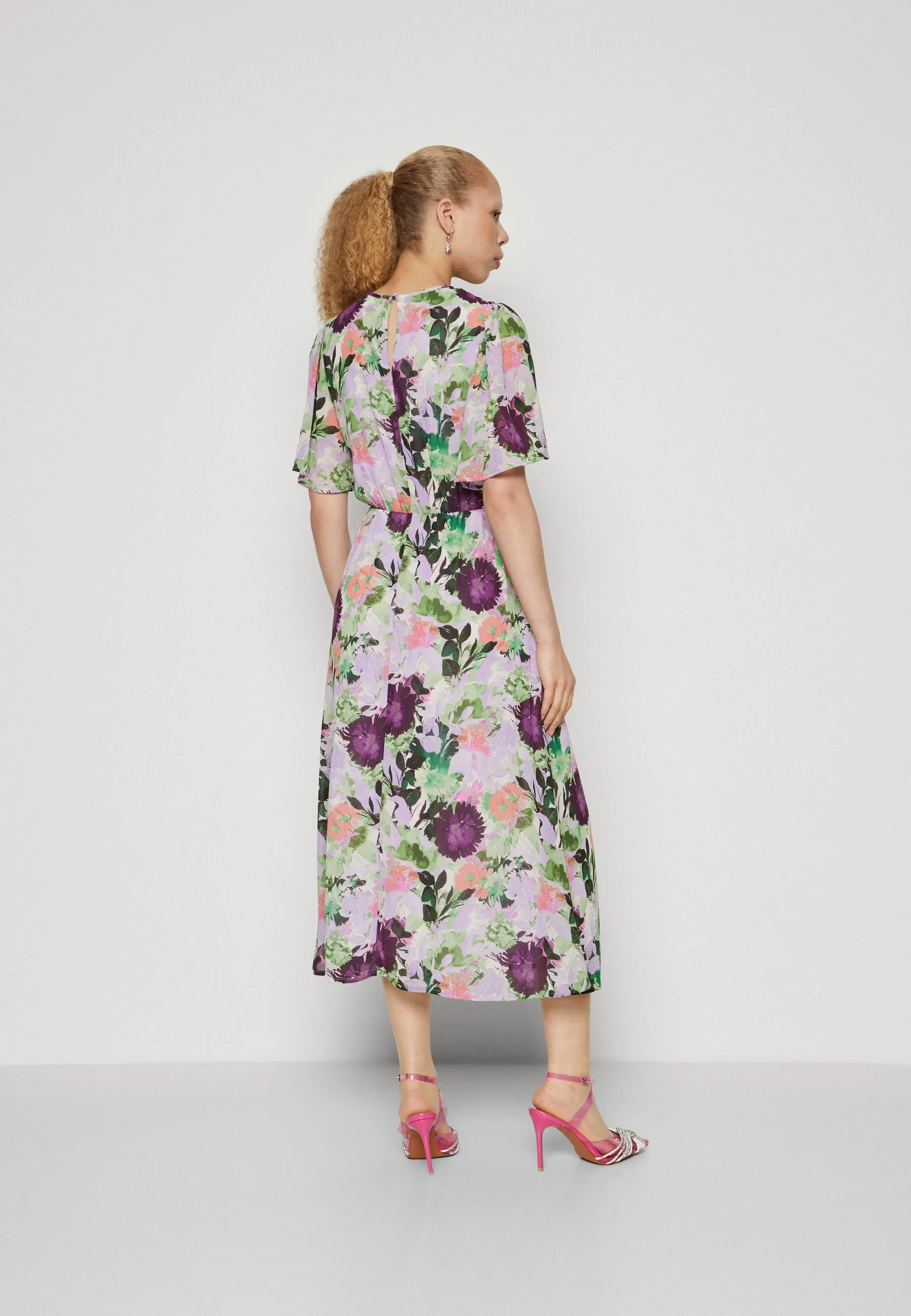 VIGERTI O NECK DRESS - Vestito elegante